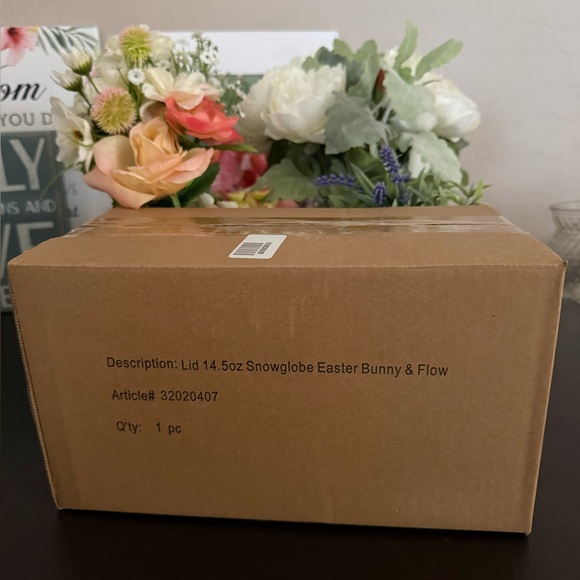 🆕🐰 BATH & BODY WORKS LIMITED EDITION EASTER BUNNY GLOBE 3-WICK CANDLE. NEW! - Picture 9 of 11